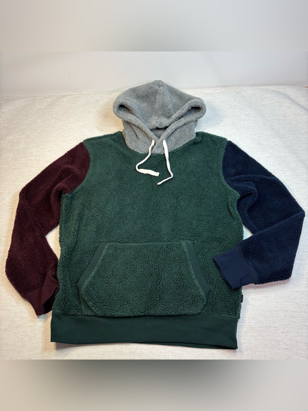 American Eagle Men size Small Colorblock Sherpa Pullover Hoodie green gray red
